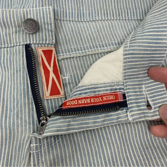 Farm Girl Shorts - Picture 5 of 8